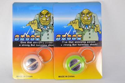 Interactive Surprise Handshake Toy - Hilarious Wind-Up Buzzer Prank & Funny Party Favor for April Fool’s Day