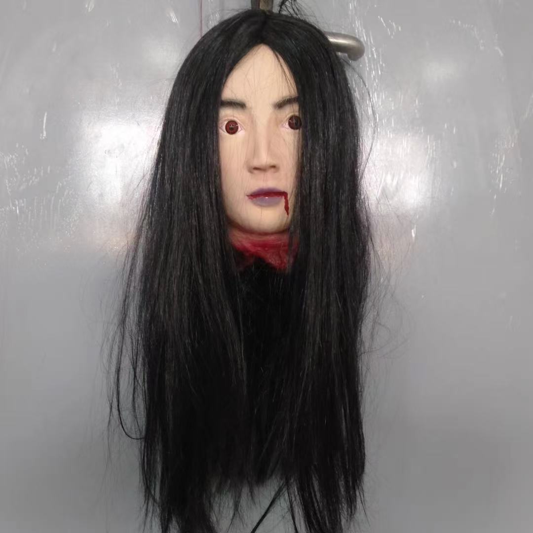 Life-Size Severed Head Horror Prop - Realistic Gory Decapitated Doll for Haunted Houses, Escape Rooms, and Halloween Bar Decor - Professional Grade Slasher Movie Atmosphere Prop