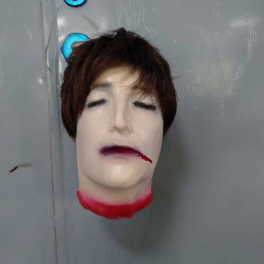 Life-Size Severed Head Horror Prop - Realistic Gory Decapitated Doll for Haunted Houses, Escape Rooms, and Halloween Bar Decor - Professional Grade Slasher Movie Atmosphere Prop