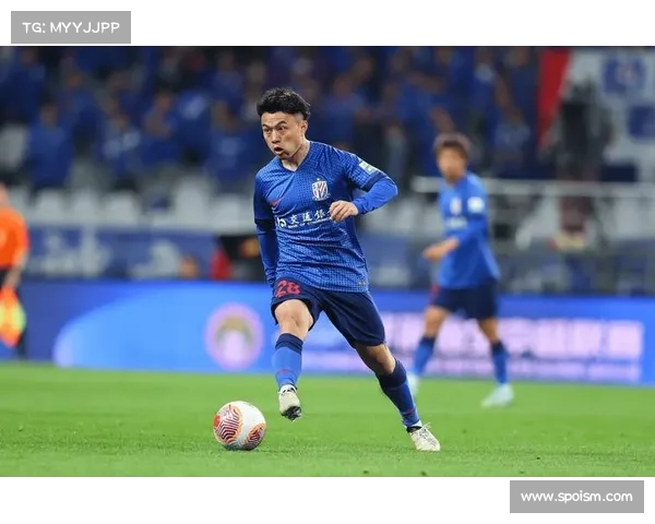 申花后腰位置迎来久违本土强援首发 曾多次入选国足引发热议 申花后腰位置迎来久违本土强援首发 曾多次入选国足引发热议